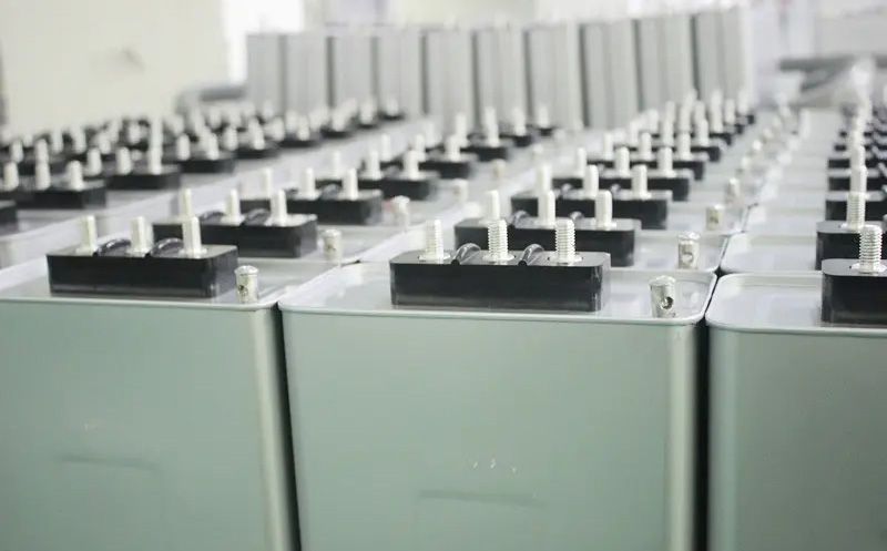 低壓電力電容器的智能化特點(diǎn)有哪些？